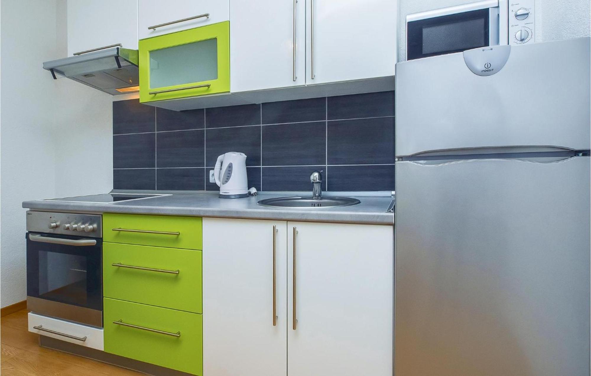 Apartment Stjepana 05 Dugi Rat Εξωτερικό φωτογραφία