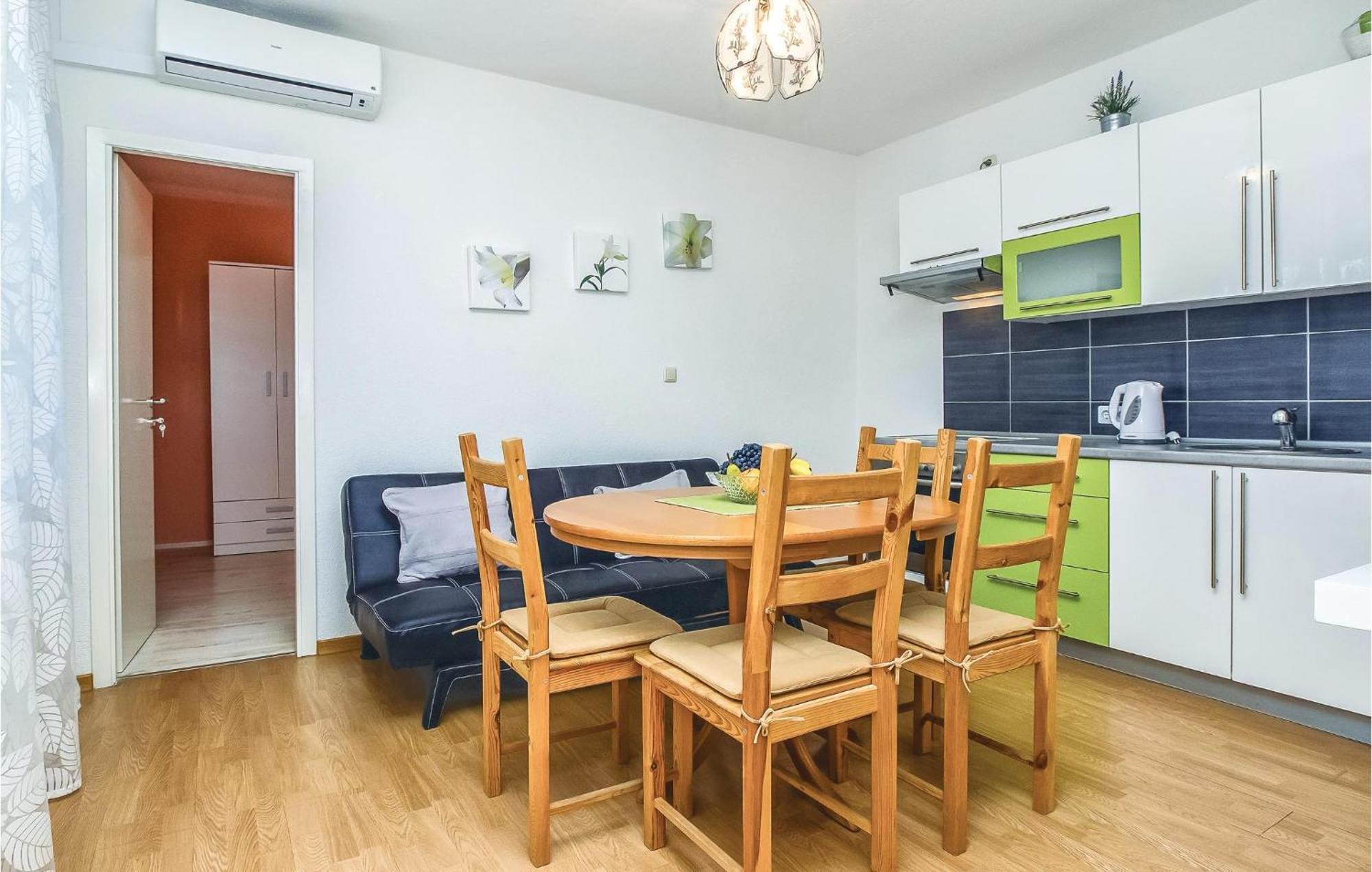 Apartment Stjepana 05 Dugi Rat Εξωτερικό φωτογραφία